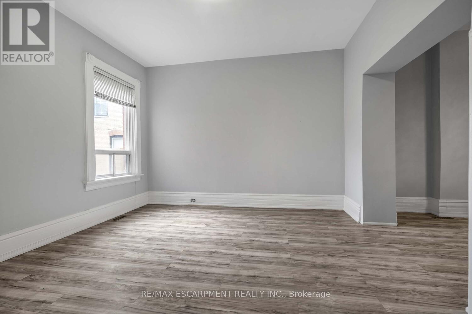 35 BEACONSFIELD AVENUE