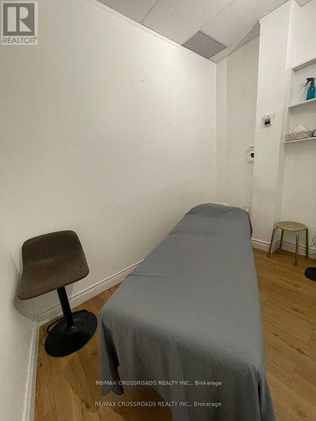 1716 QUEEN ST STREET E