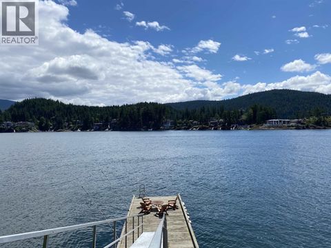 4885 COVE CLIFF PLACE North Vancouver BC V7G1H9