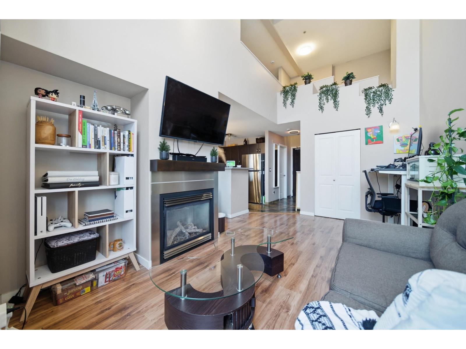 416 10866 CITY PARKWAY