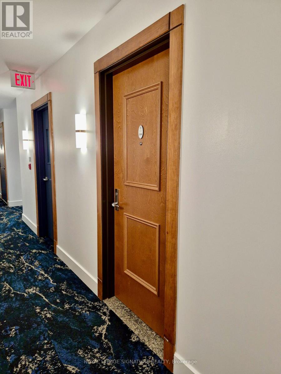 1208 - 242 RIDEAU STREET