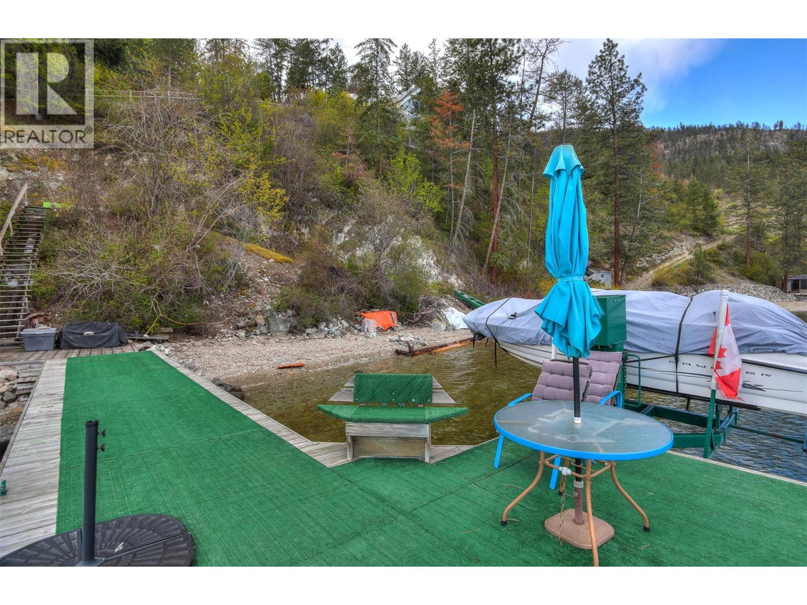 3765 Westside Road N