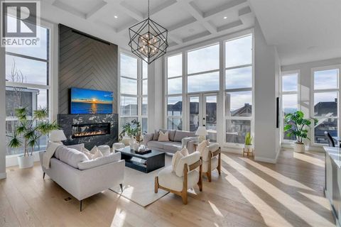 100 Elkton Close SW Calgary AB T3H1W6