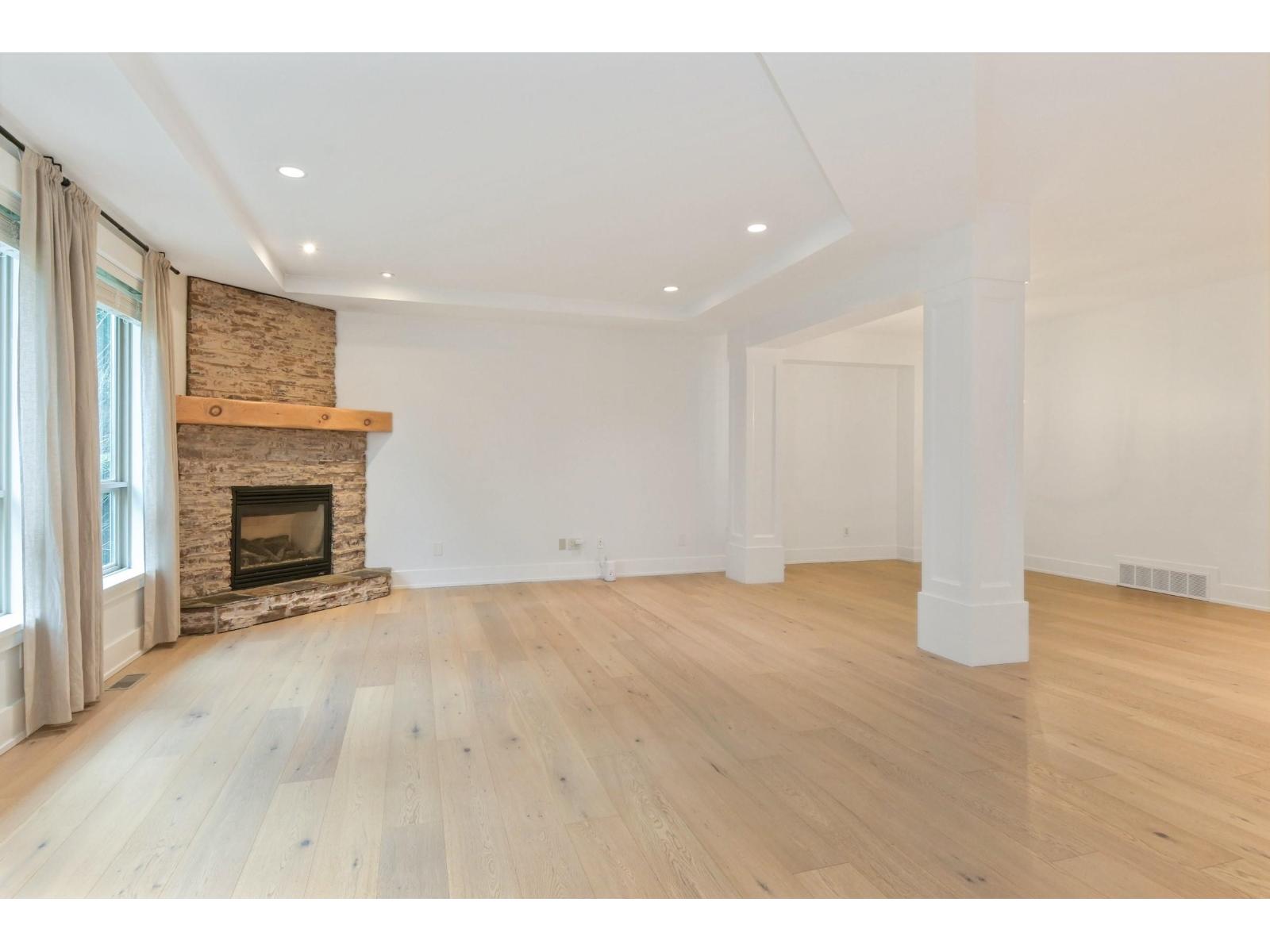 12 3800 GOLF COURSE DRIVE