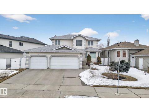 8365 162 AV NW Edmonton AB T5Z3K6