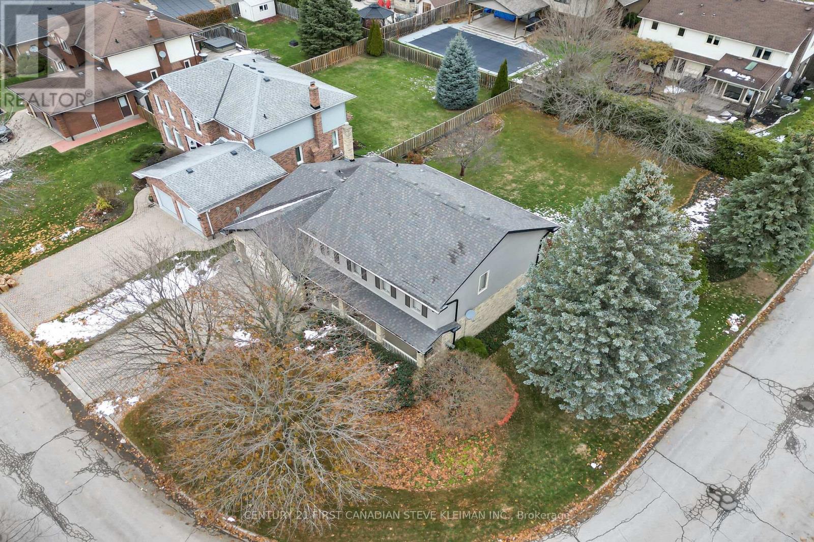 37 VIRGINIA CRESCENT