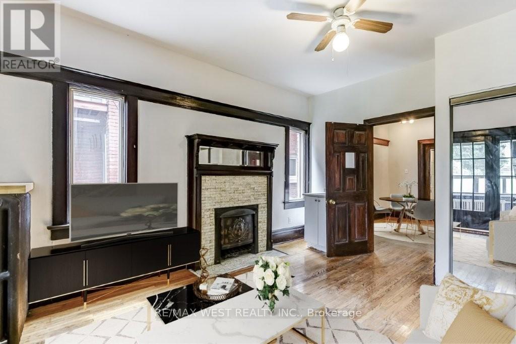 413 PARKSIDE DRIVE