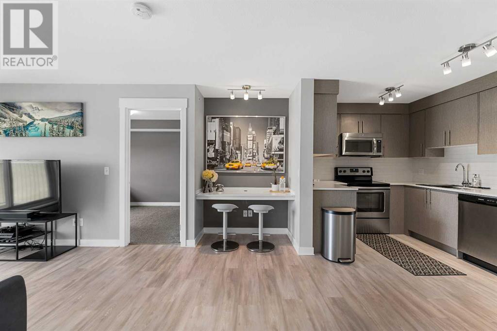 6414, 302 Skyview Ranch Drive NE
