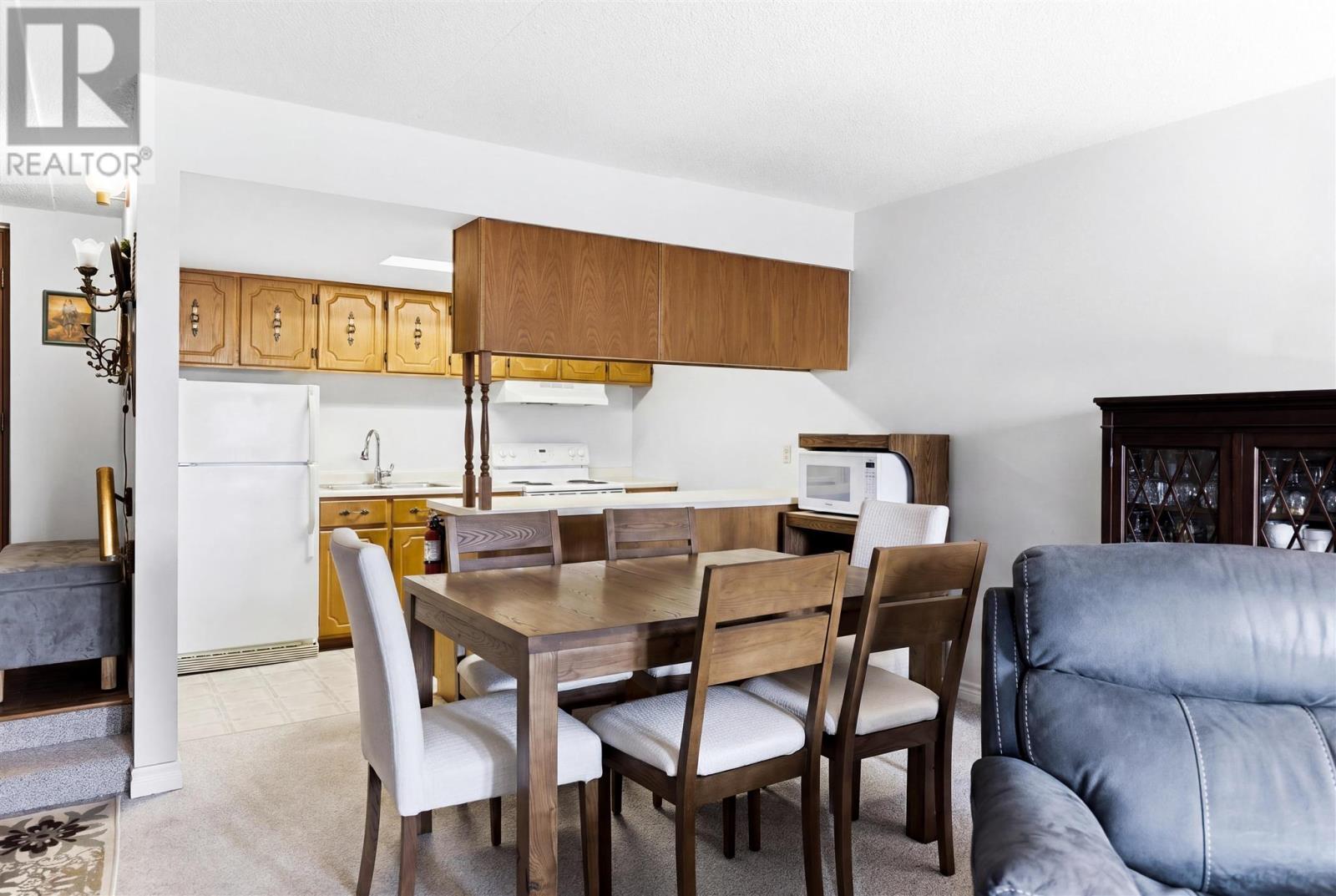 313 MacDonald AVE # 305