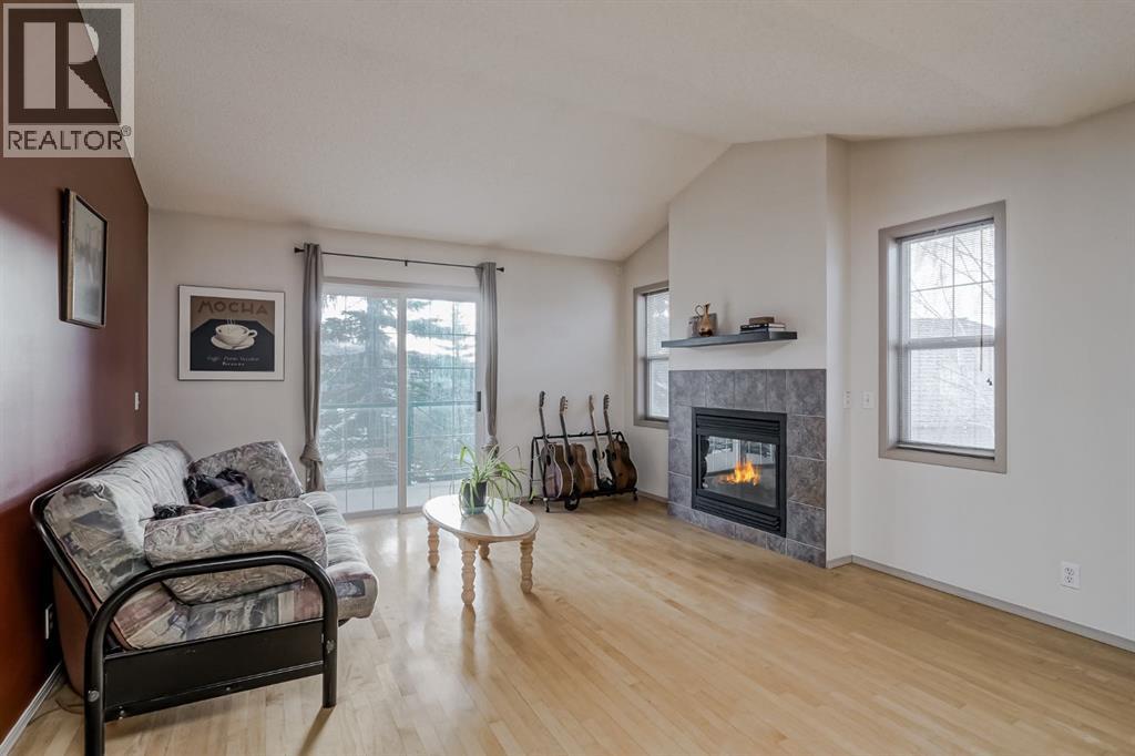 104, 39 Hidden Creek Place NW