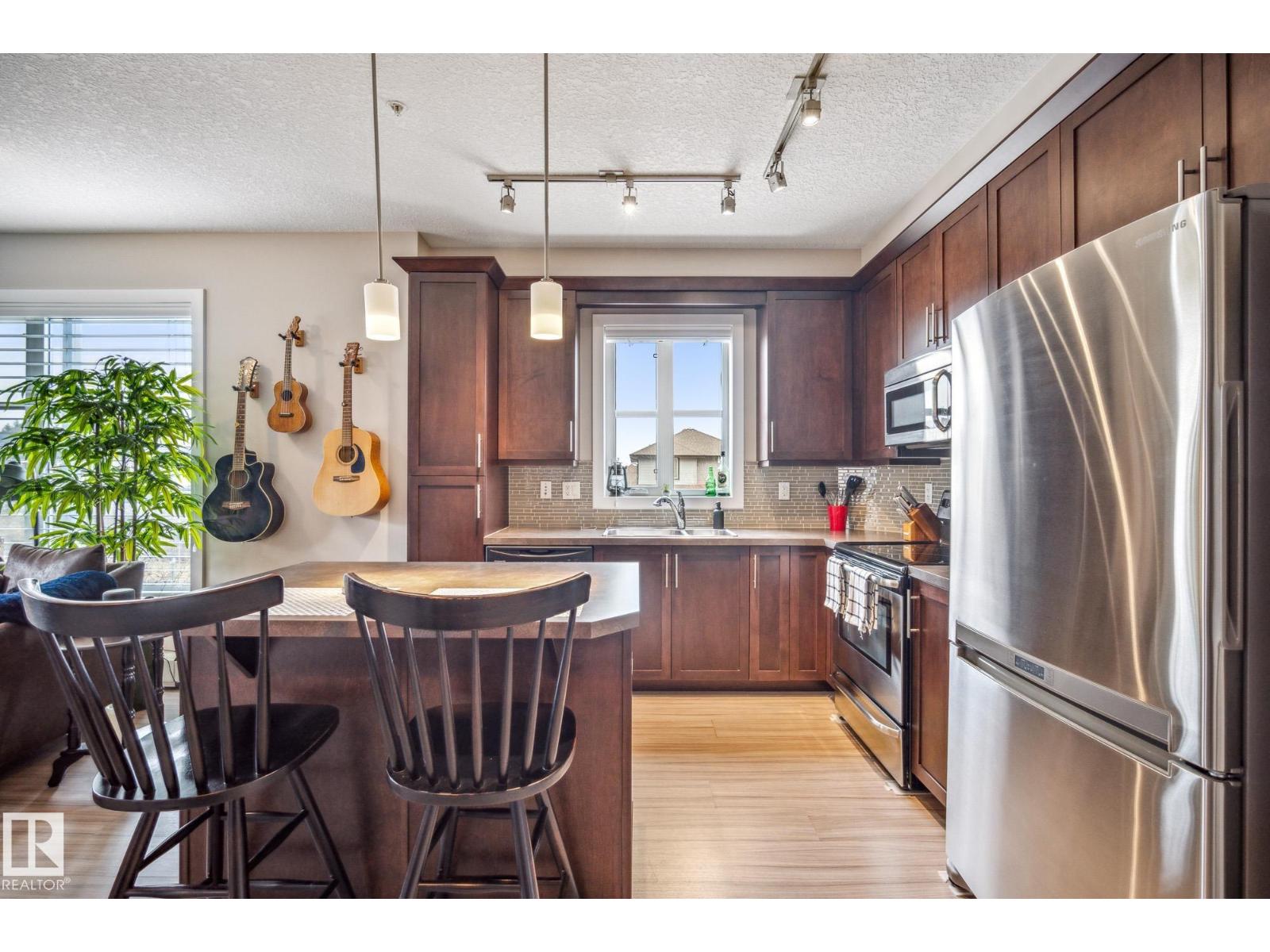 #204 2588 ANDERSON WY SW