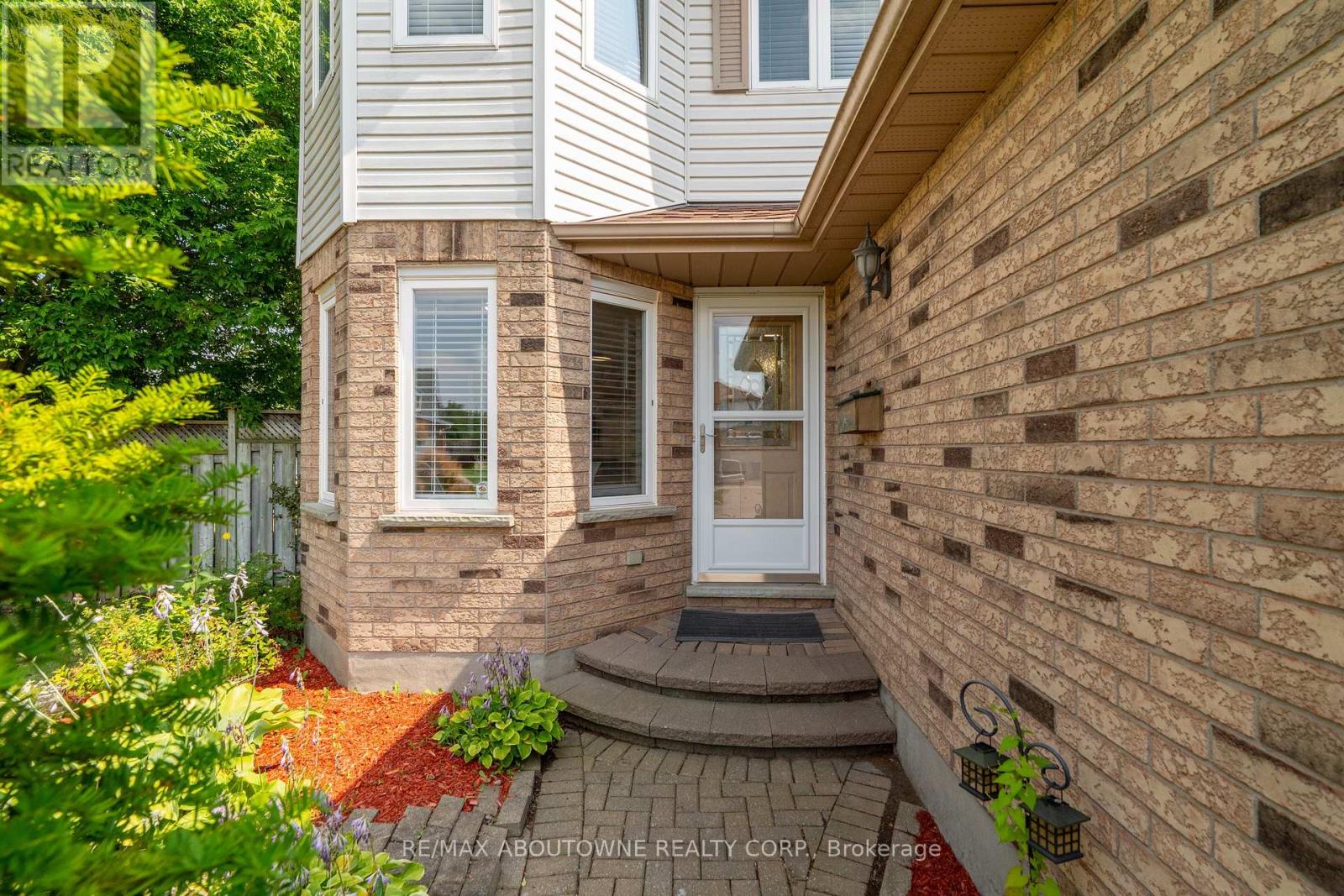 11 BUSHMILLS CRESCENT