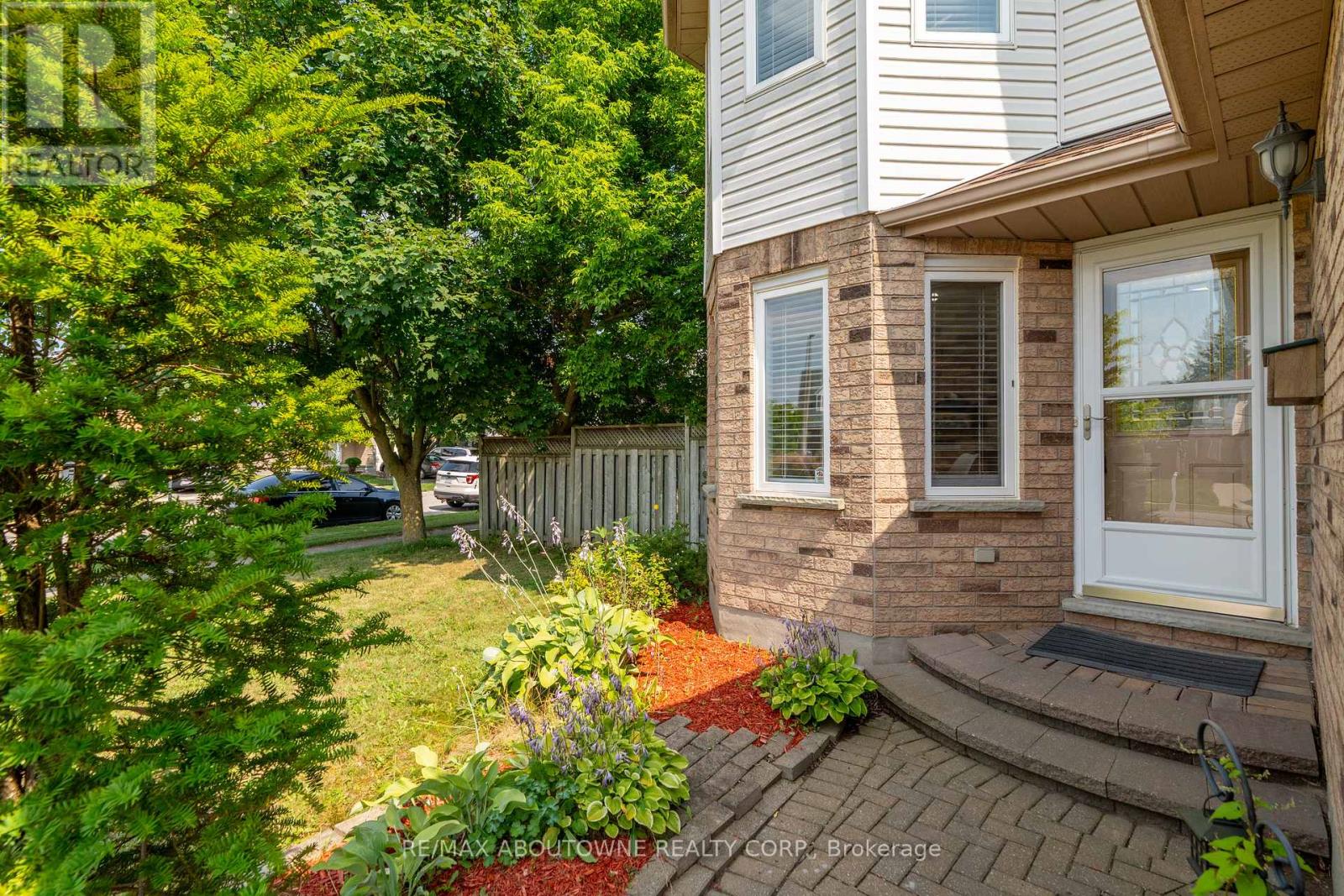 11 BUSHMILLS CRESCENT