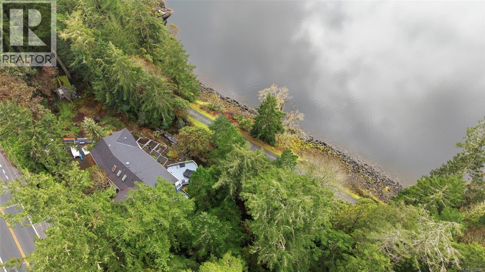 5301 Sooke Rd