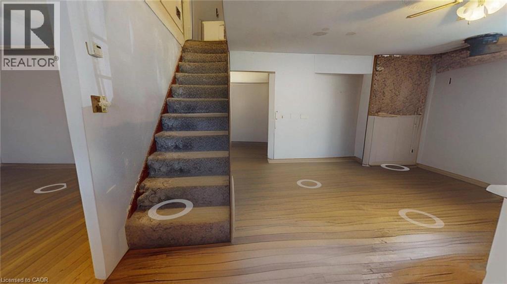 284 GARAFRAXA Street