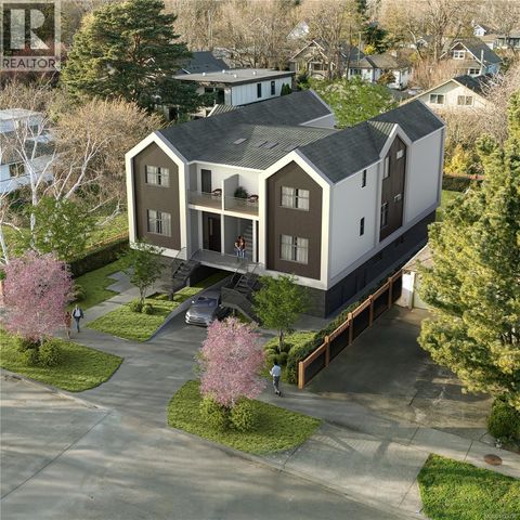 3 1434 Brooke St Victoria BC V8S1M3