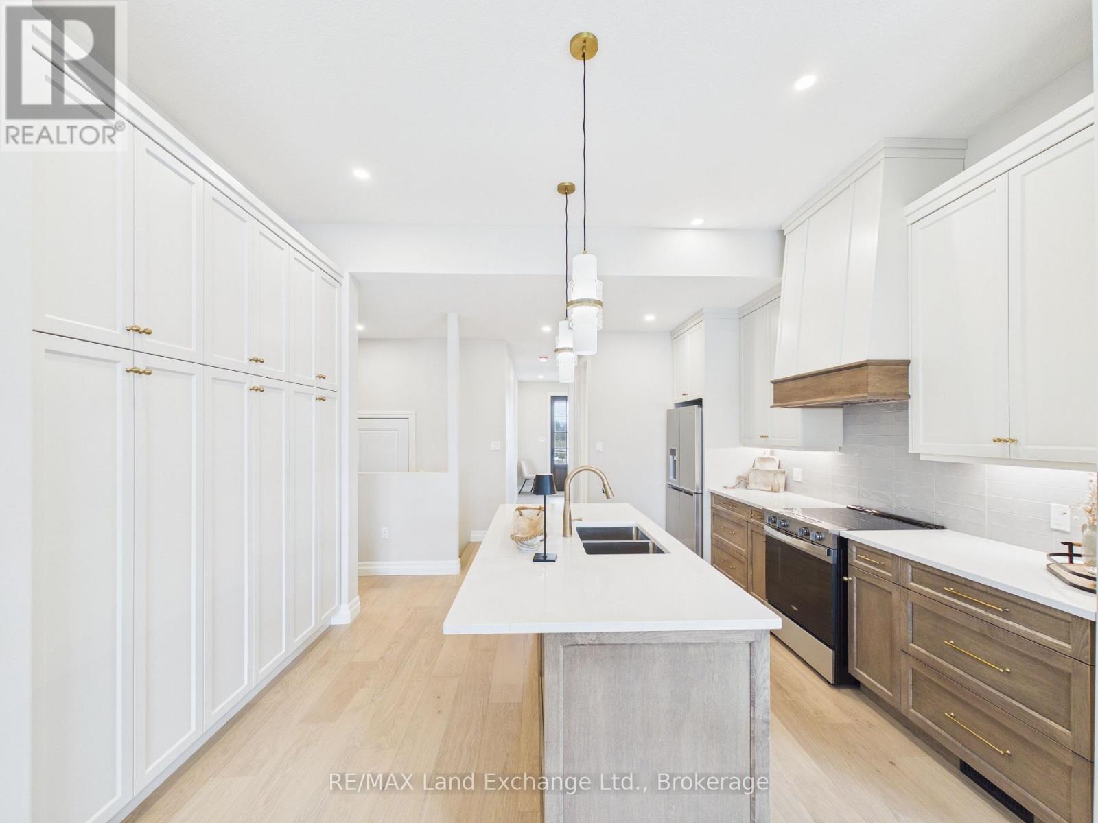 119 INVERNESS STREET N