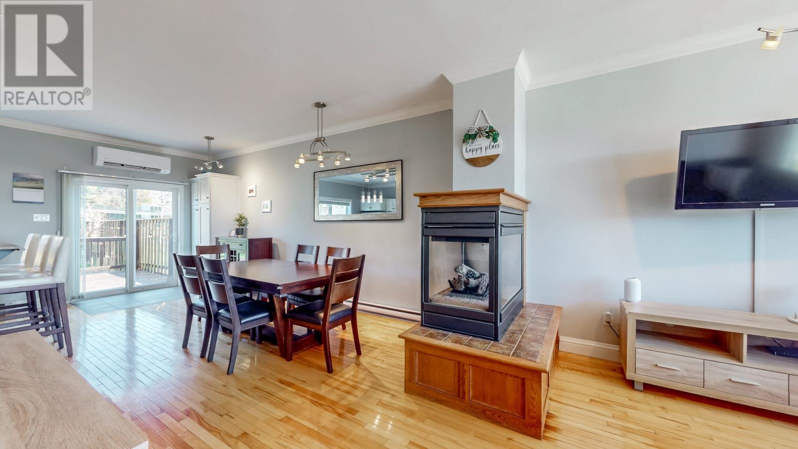 8 Newfoundland Terrace
