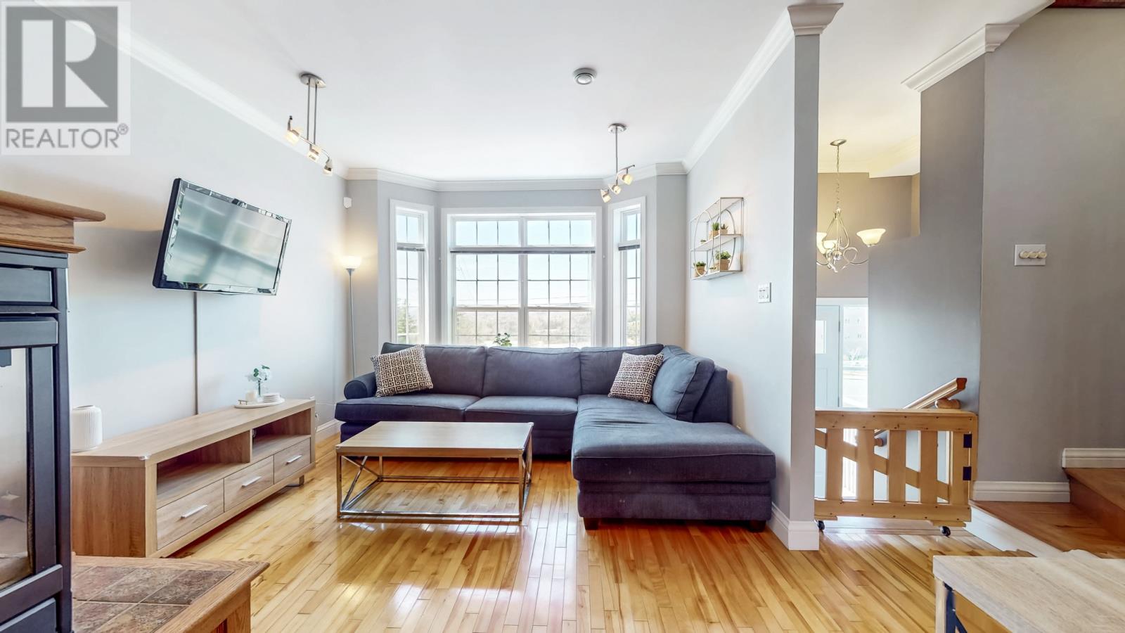 8 Newfoundland Terrace