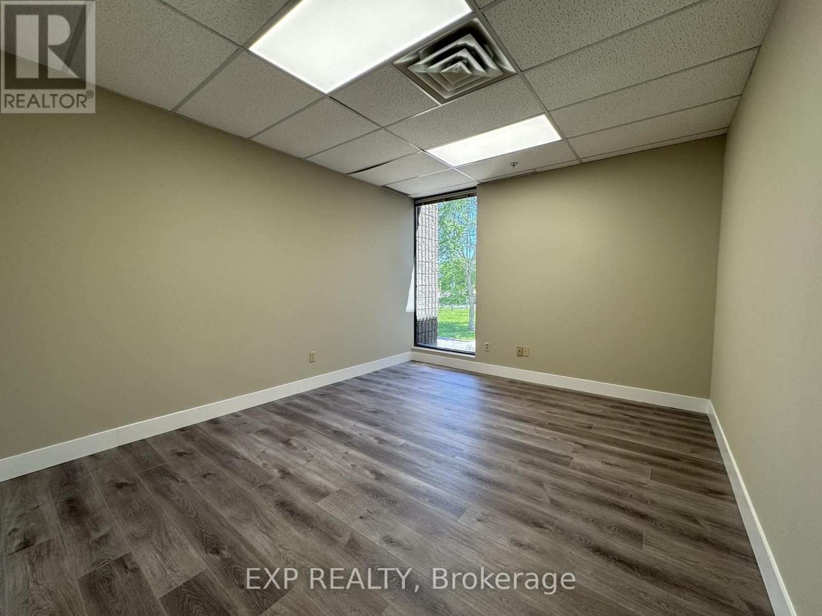 201 - 101 CHERRYHILL BOULEVARD