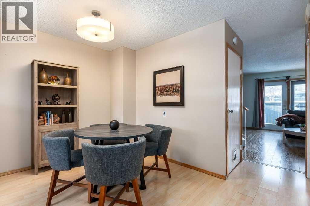 76, 7172 Coach Hill Road SW