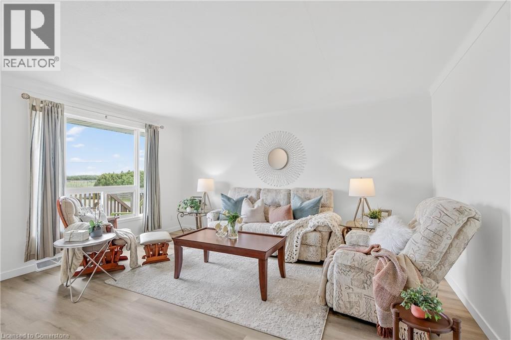 2041 THIRD STREET LOUTH