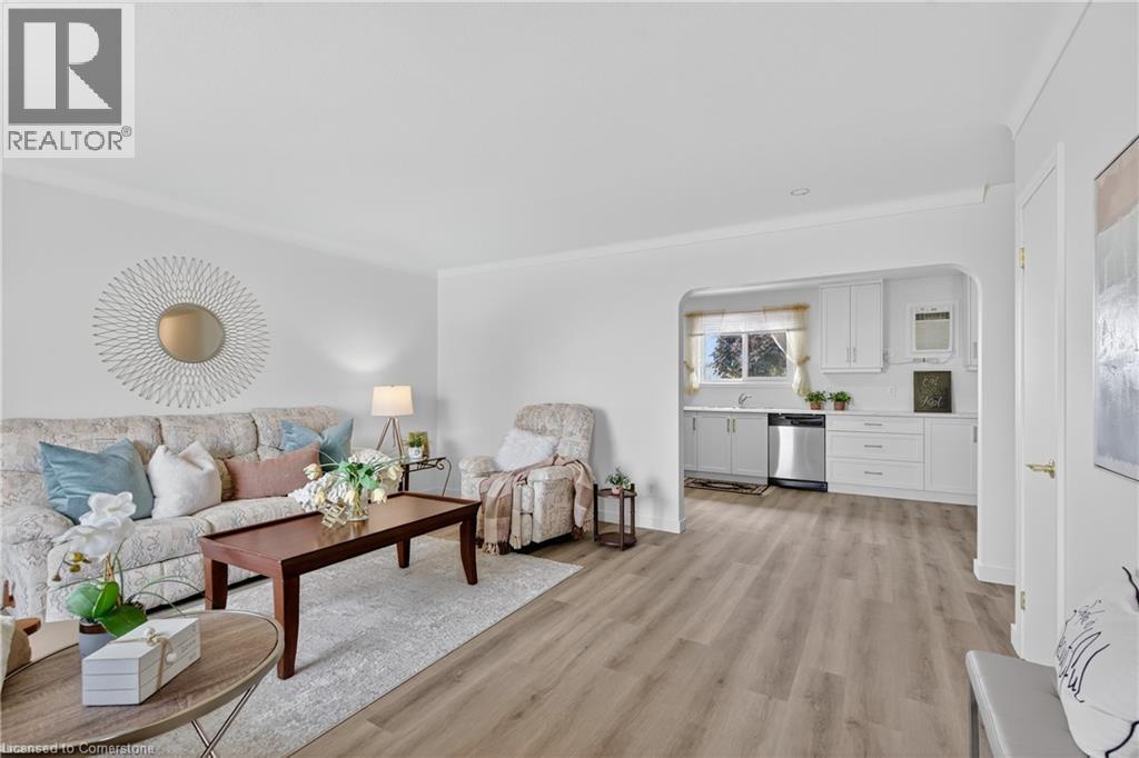 2041 THIRD STREET LOUTH