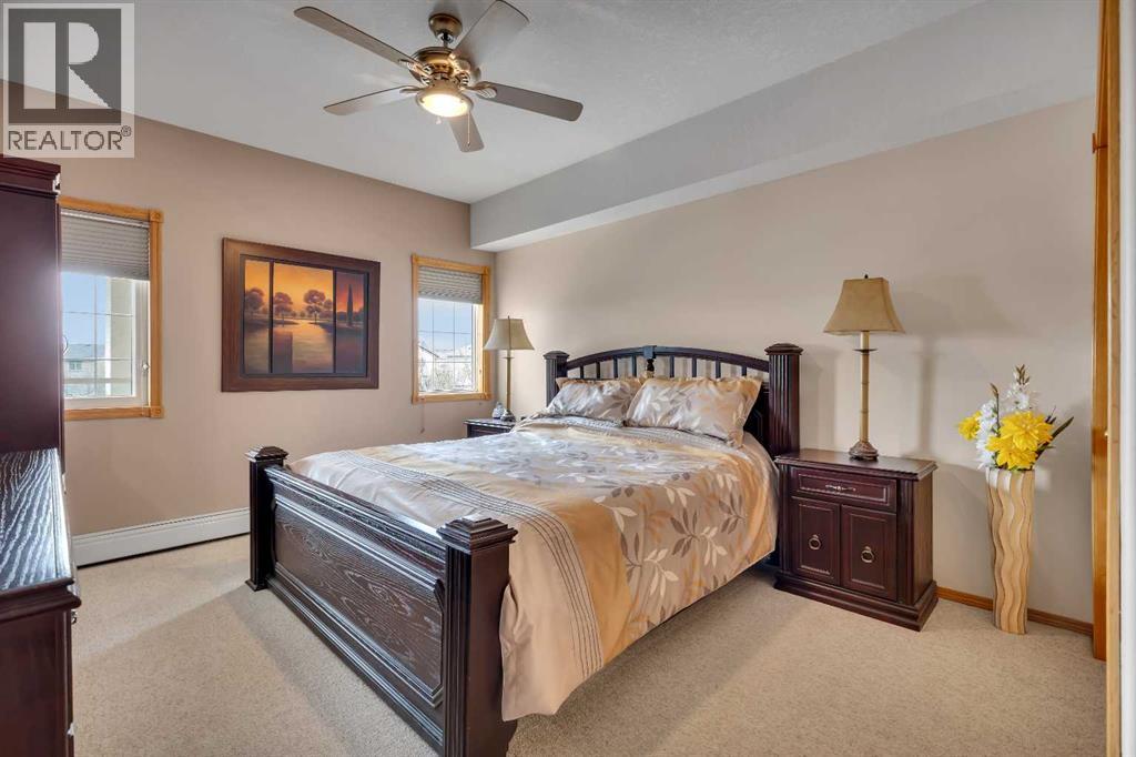 303, 728 Country Hills Road NW