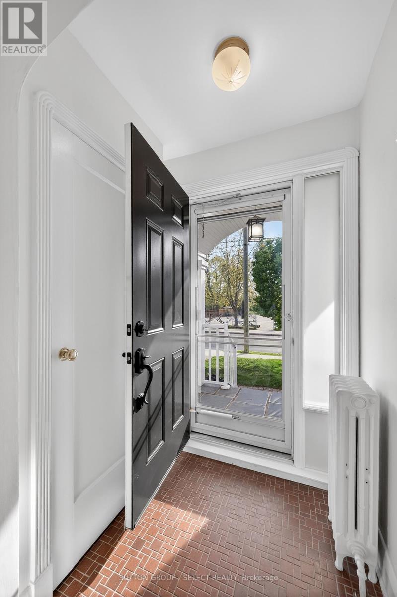 298 WORTLEY ROAD