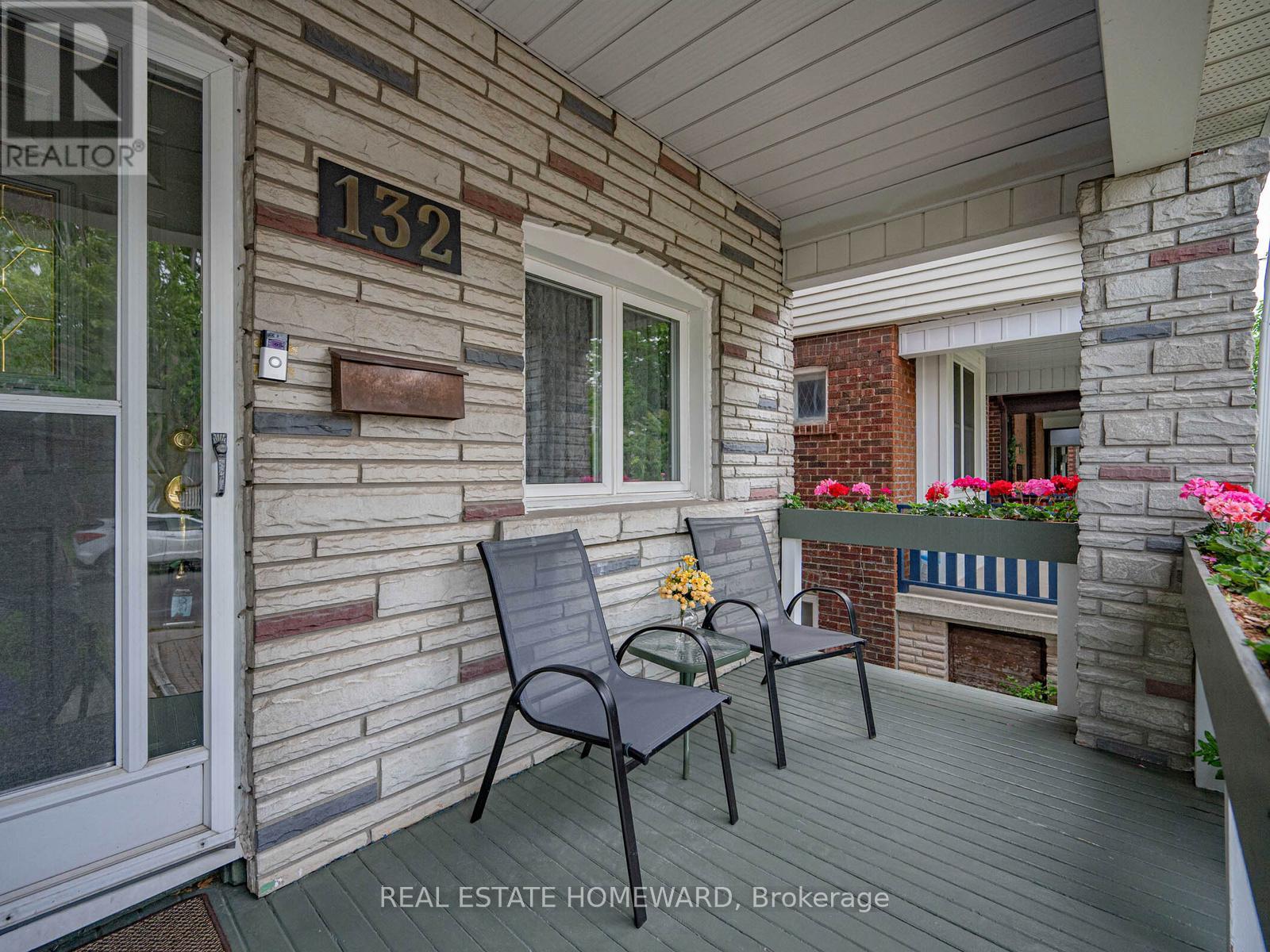 132 WOODMOUNT AVENUE