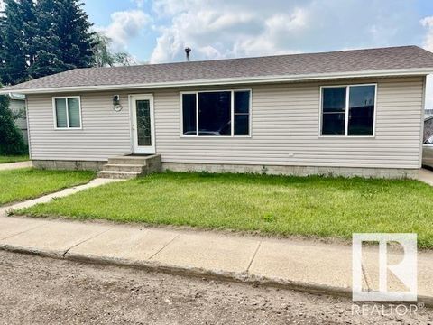 5007 54 AVE Two Hills AB T0B4K0