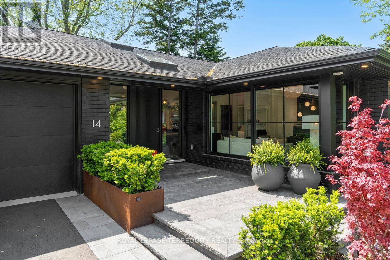 14 PRINCESS ANNE CRESCENT