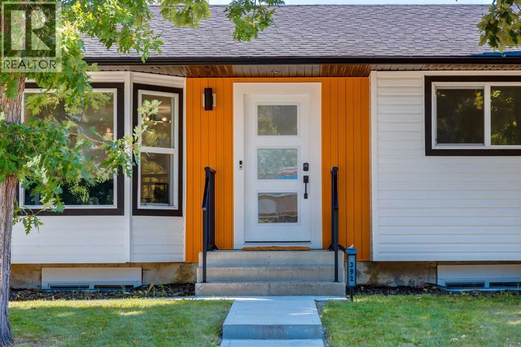 392 Cantrell Drive SW