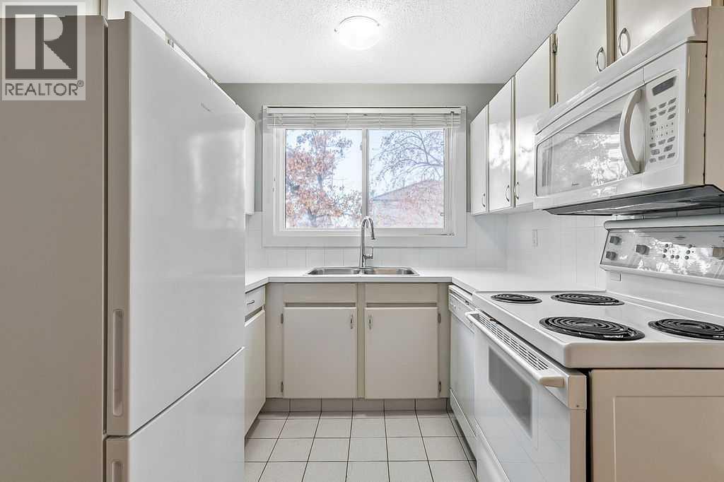 55, 740 Bracewood Drive SW