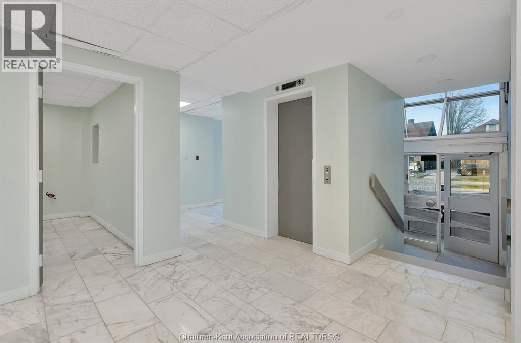 1585 OUELLETTE AVENUE