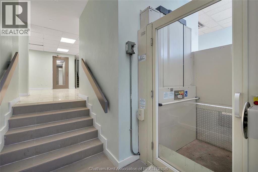 1585 OUELLETTE AVENUE