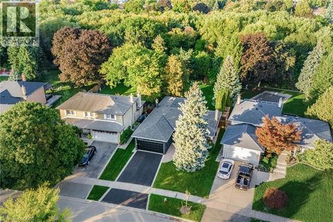 3495 RIVERSPRAY Crescent Mississauga ON L4Y3M6