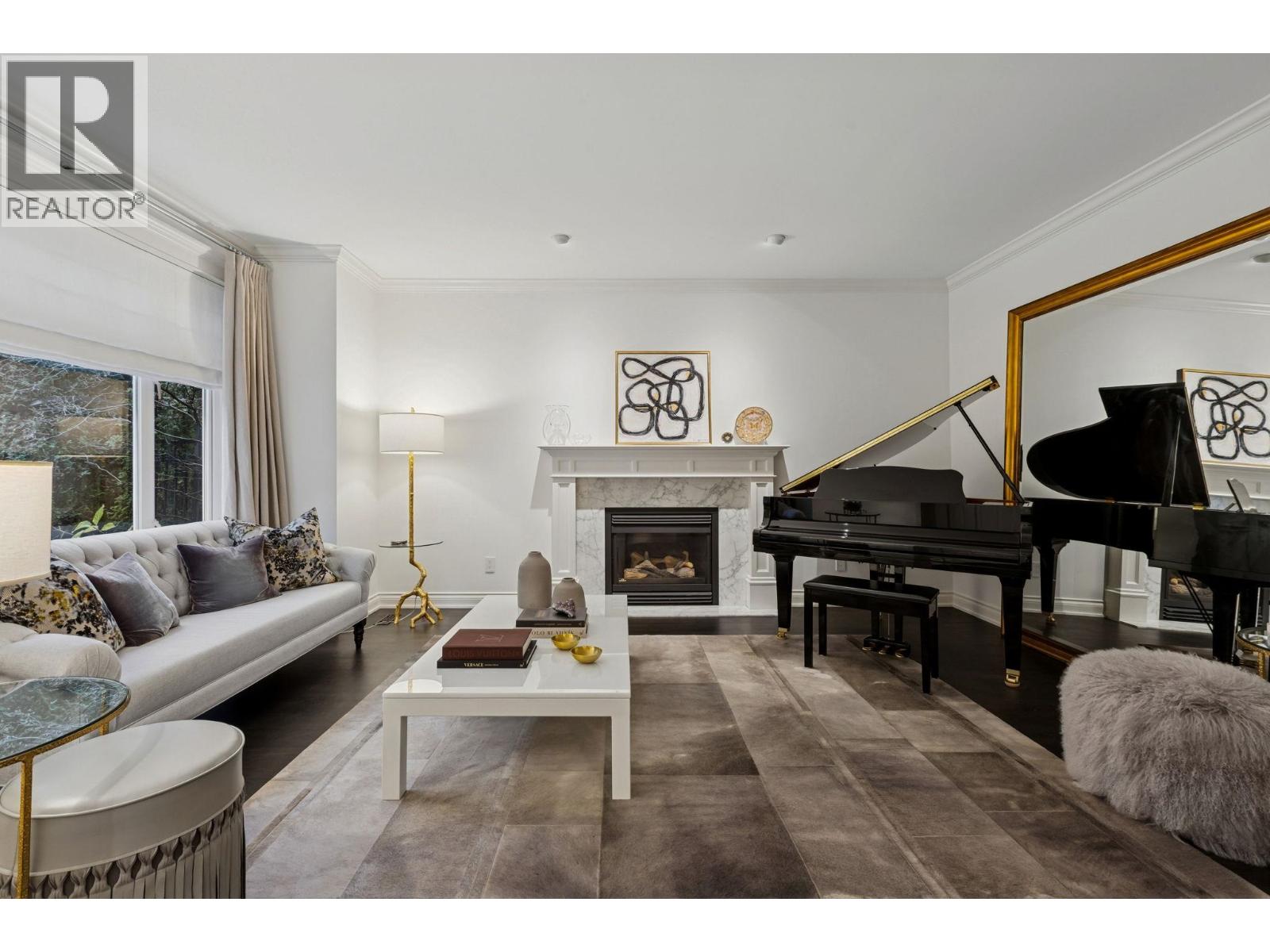 4081 WOODBURY AVENUE