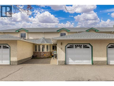 1225 Brookside Avenue Unit# 7 Kelowna BC V1Y5T5