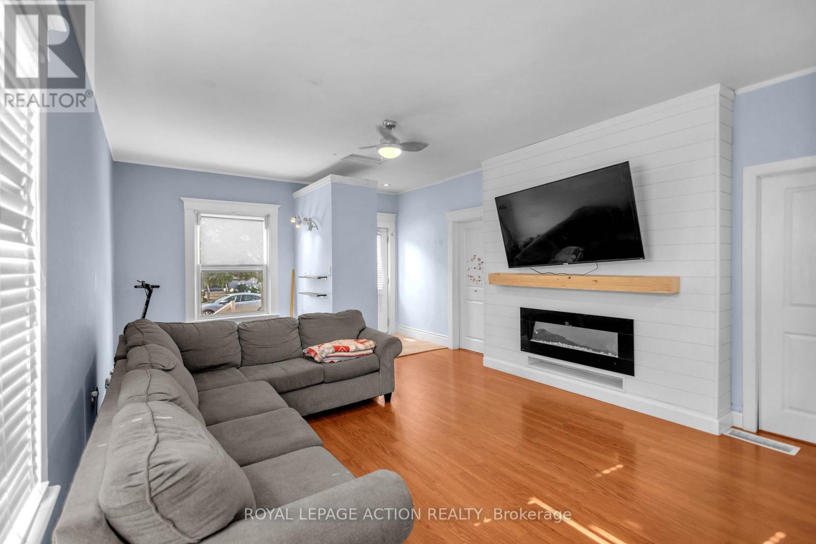 55 ABERDEEN AVENUE