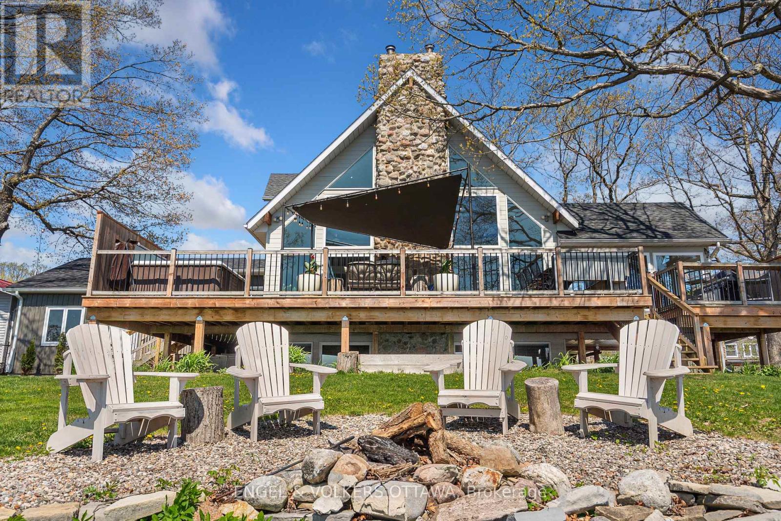 69 BLUE HERON LANE