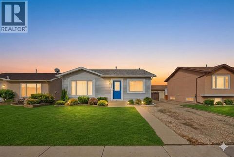 128 Ridgegate Way SW Airdrie AB T4B1A9