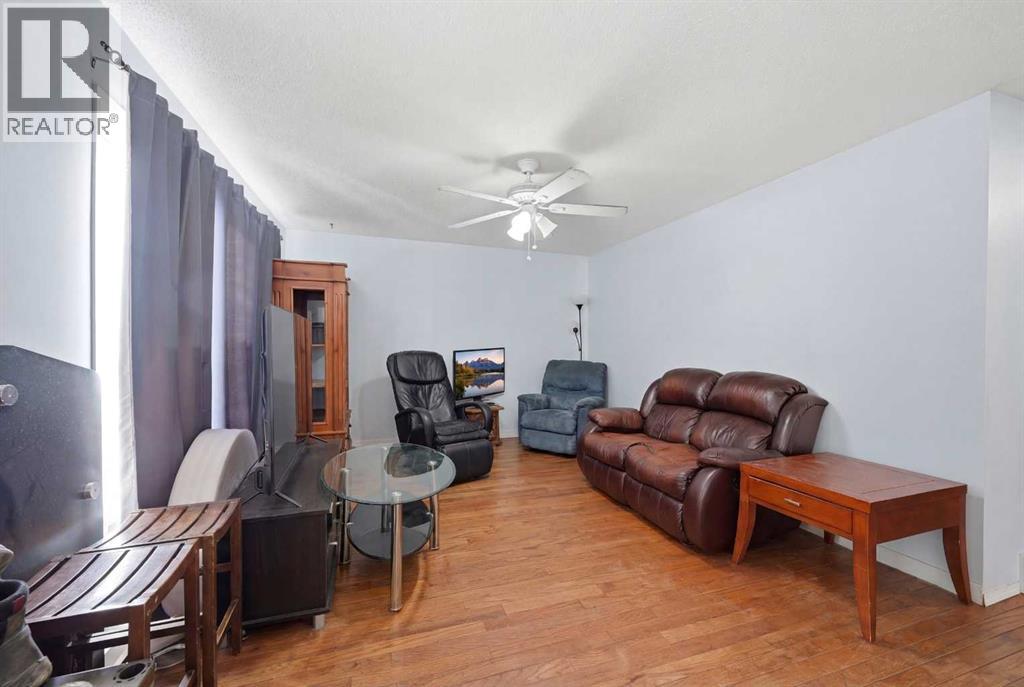 128 Ridgegate Way SW