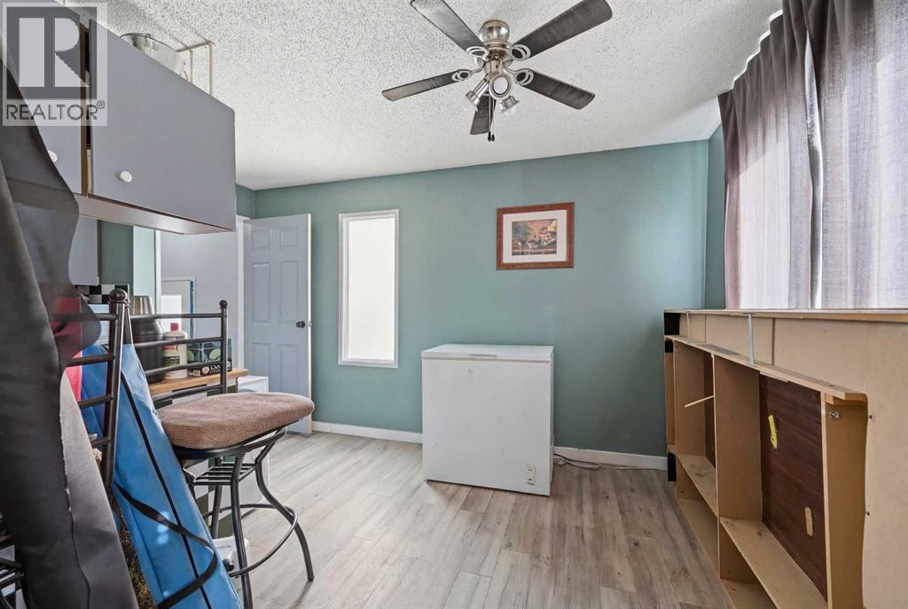 128 Ridgegate Way SW