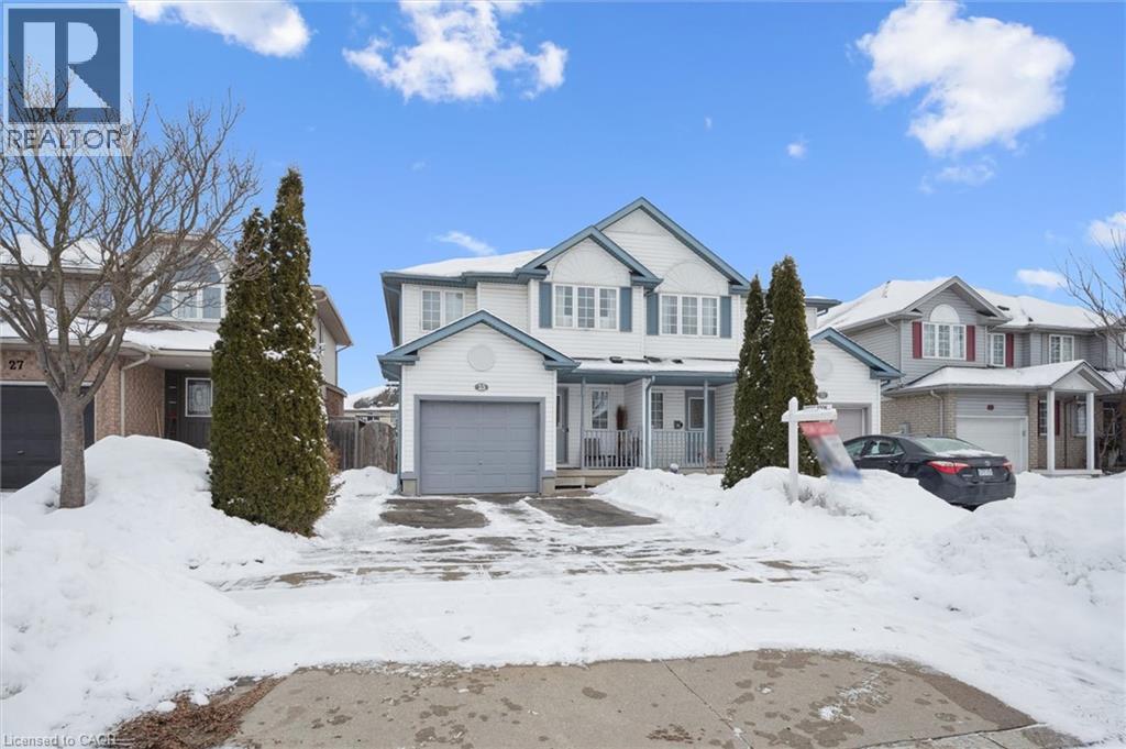 23 WHITTAKER Crescent