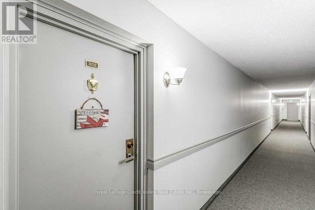 302 - 6 SHETTLESTON DRIVE