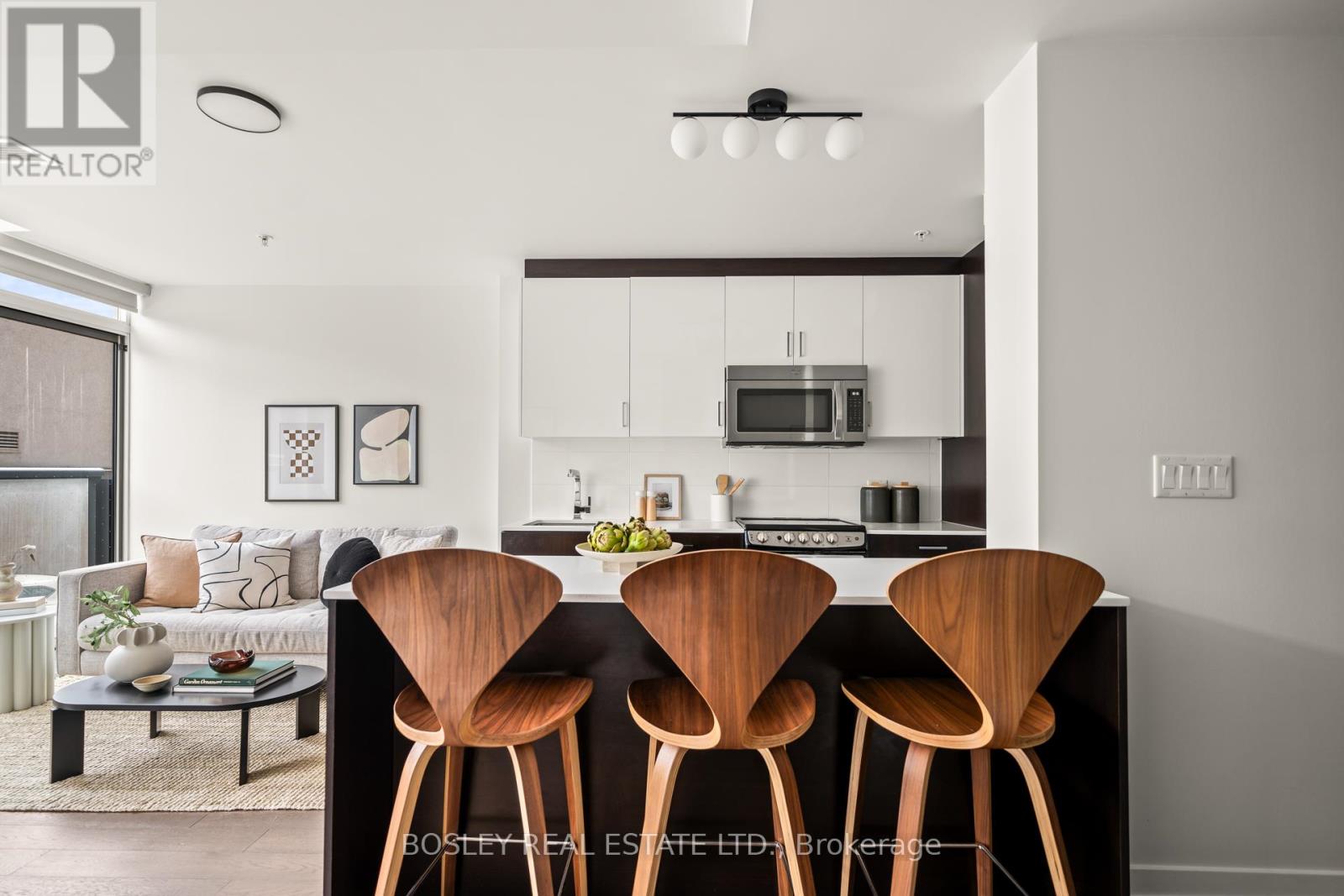 205 - 36 HOWARD PARK AVENUE