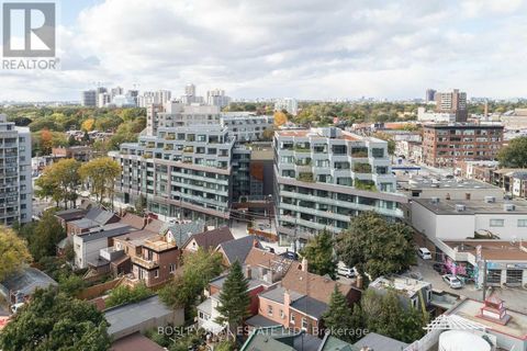 205 - 36 HOWARD PARK AVENUE Toronto (Roncesvalles) ON M6R0A5
