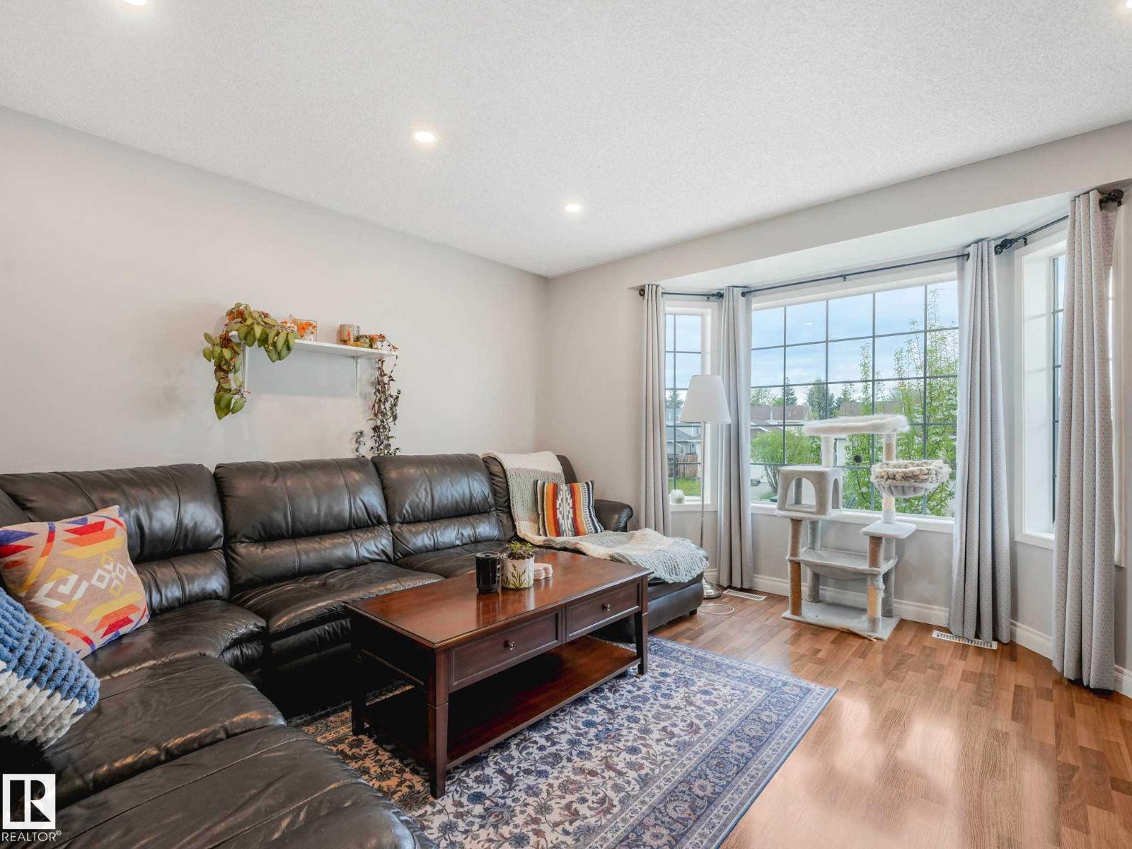 317 KLINE CR NW