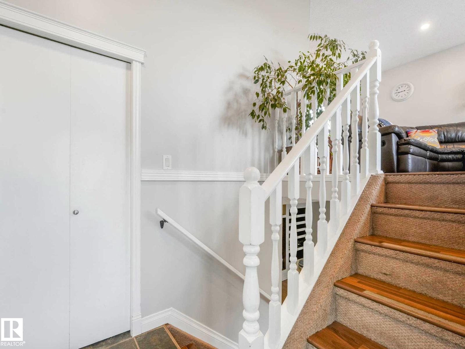 317 KLINE CR NW